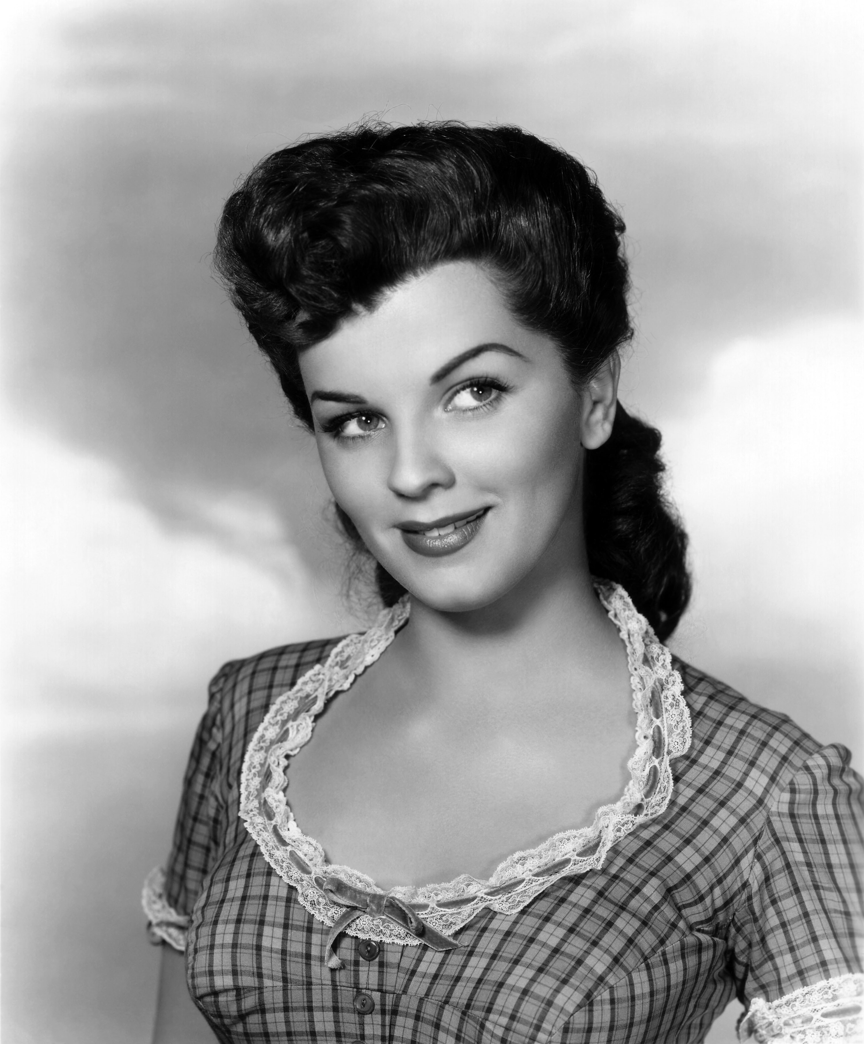 Lisa GayeAnnex